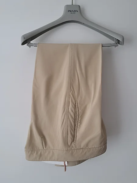 Grondig Beperken Complex Beige kleding van Prada Kopen in Online Veiling