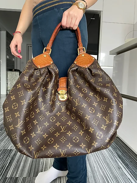 Beige Louis Vuitton Vernis Reade PM Handbag