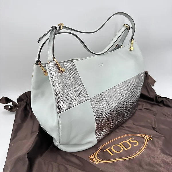 Tod's discount handbag sale