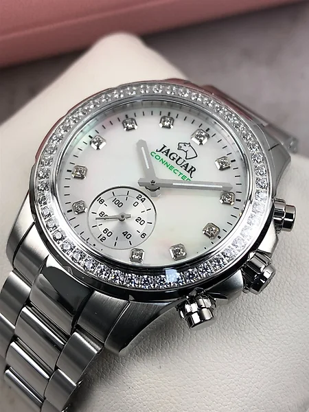 Jaguar Watches for Sale in Online Auctions
