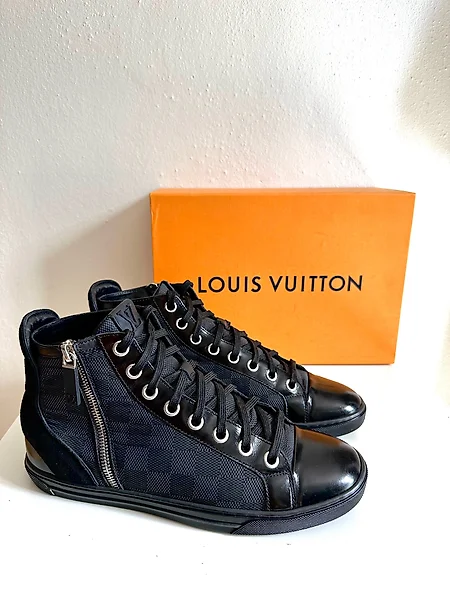 LOUIS VUITTON Low-cut sneakers / UK6 / WHT / canvas / LV / line