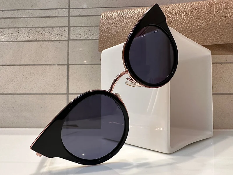 Kenzo Black Sunglasses for Sale in Online Auctions