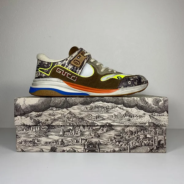 Le outlet scarpe gucci