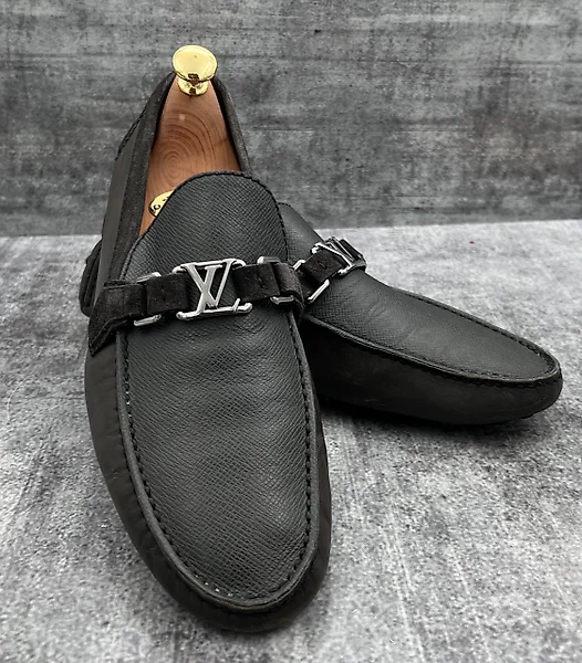 Louis Vuitton - Authenticated Hockenheim Flat - Leather Black Plain for Men, Never Worn