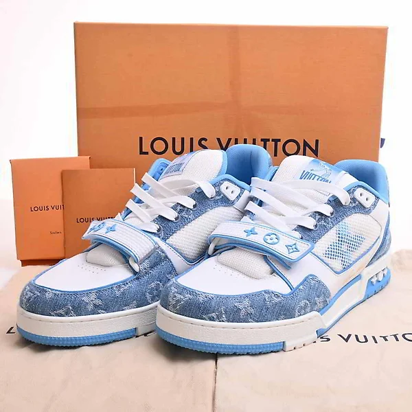 Louis Vuitton, Shoes, Louis Vuitton Size Eu 39 Trainer Lowtop Sneakers In  Grained Calfskinshoes