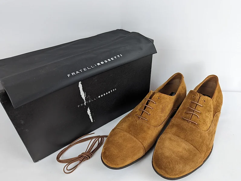 Sold at Auction: LOUIS VUITTON - HOCKENHEIM SUEDE MOCCASIN LOAFERS - ORANGE  - MENS US 9.5 - 43