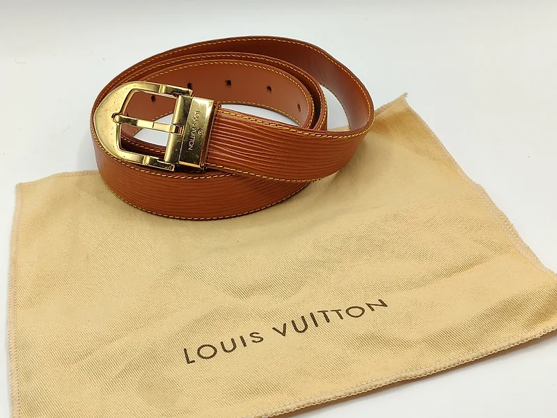 Louis Vuitton Bracelet Box - For Sale on 1stDibs  bratara louis vuitton  aur, bratara lv, lv bracelet box