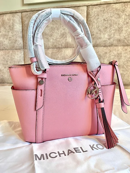 Prada Small Saffiano Leather Tote hang bag BN2567 Light Pink – BRANDS N BAGS