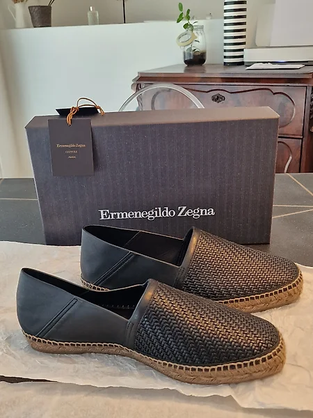 Ermenegildo Zegna Suede Lace-Up shoes 8.5 size, NEW with dust bag, without  box