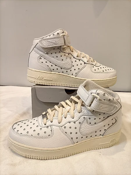 Louis Vuitton - Nike Air Force 1 (LIMITED) - Sneakers - - Catawiki