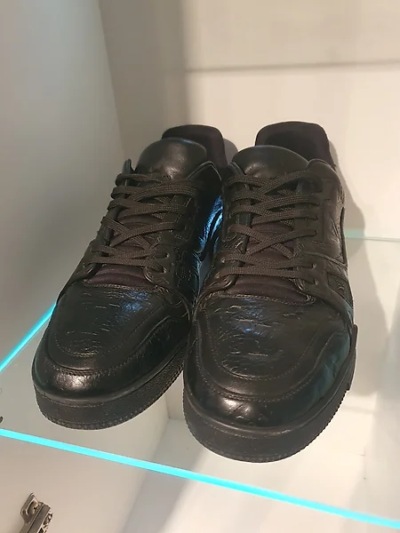 Louis Vuitton - Nike Air Force 1 - Sneakers - Size: Shoes / EU 38.5 -  Catawiki
