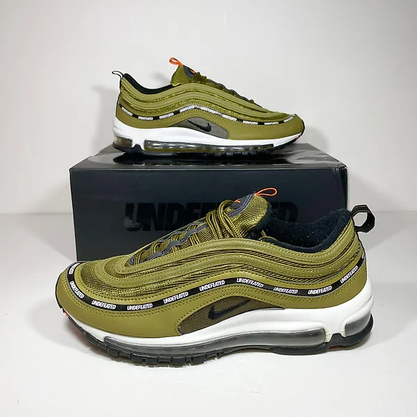 Nike Green Sneakers for Sale in Online Auctions