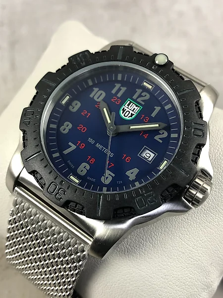 Luminox Watches for Sale in Online Auctions