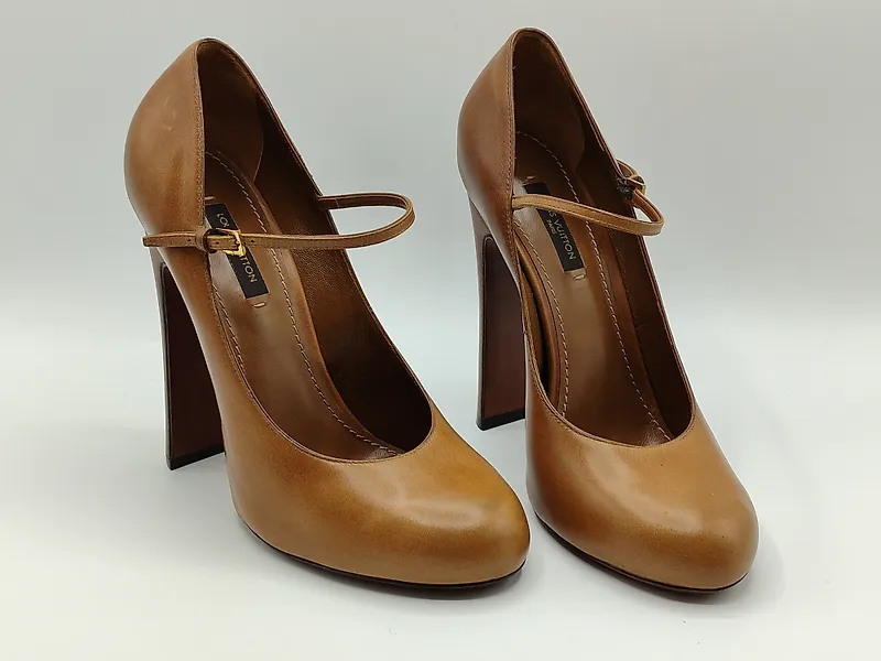 Scarpe louis new arrivals vuitton tacchi