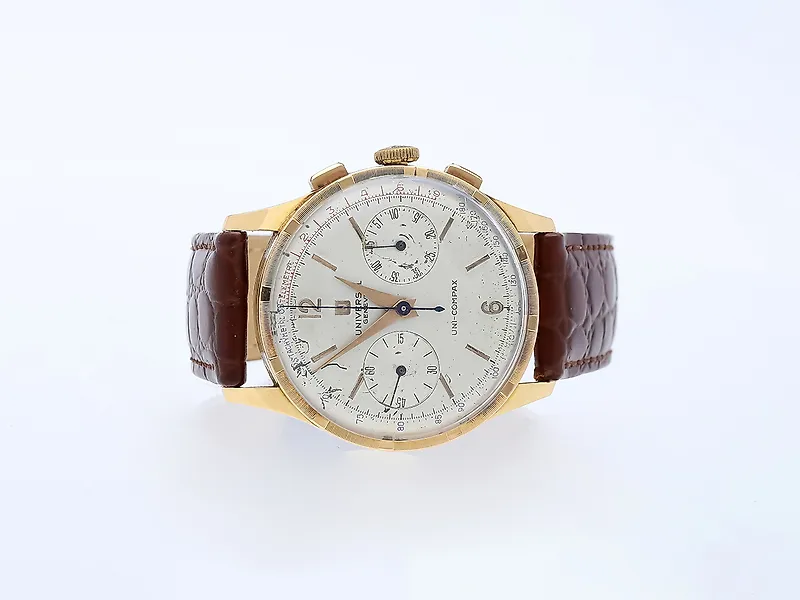 Universal Gen ve Chronograph wristwatch for Sale in Online Auctions