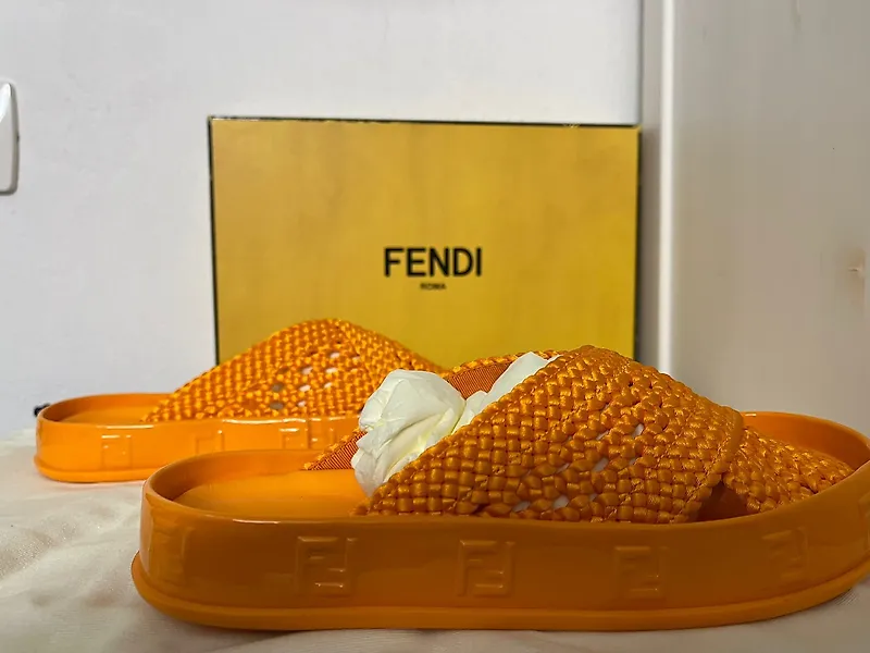 Fendi online discount europe