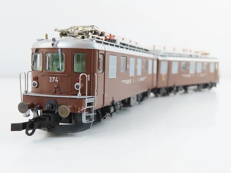 Mehano H0 - T356 - Coffret - avec locomotive diesel, 4 wagons de  marchandises, voies et alimentation électrique - Santa Fe - Catawiki
