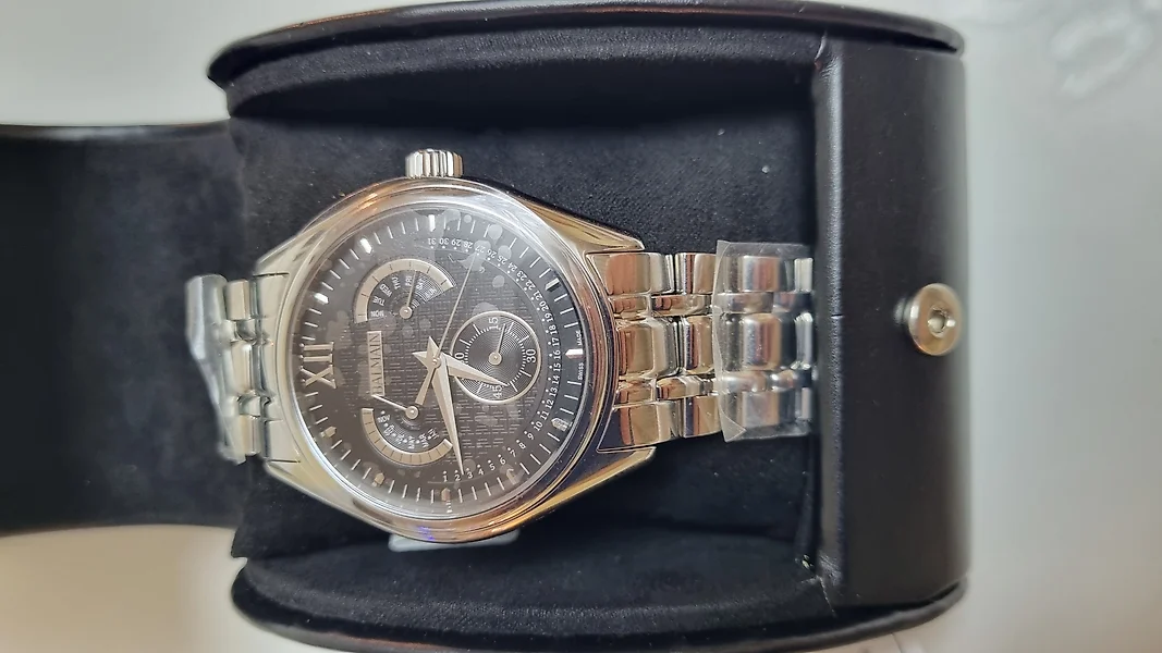 Pierre balmain hotsell watches sapphire
