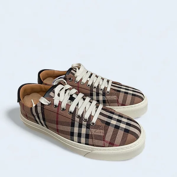 Burberry indigo precio zapatillas best sale