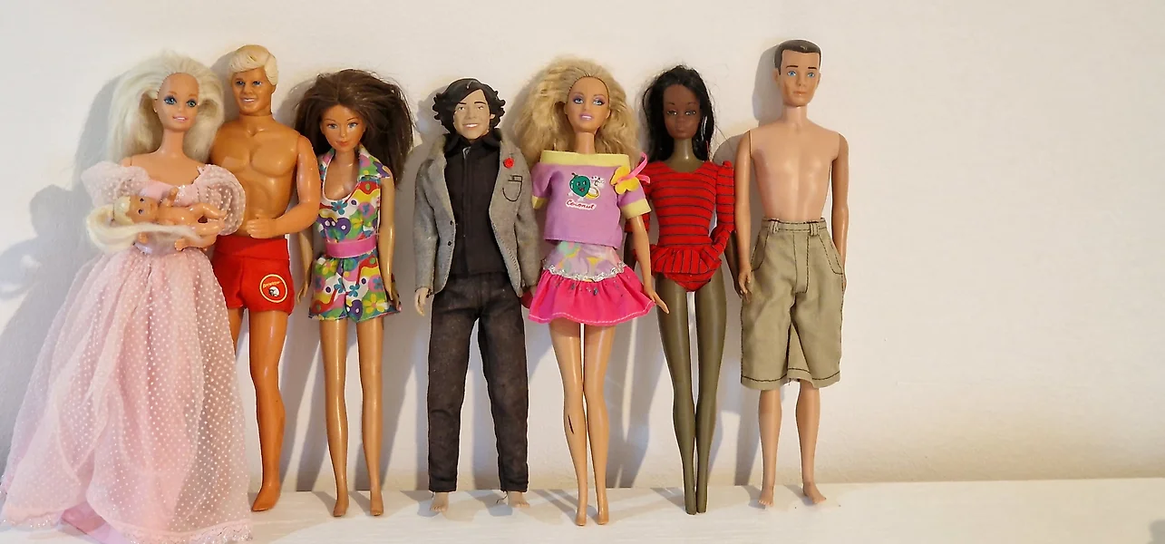 Barbie de porcelana 2025