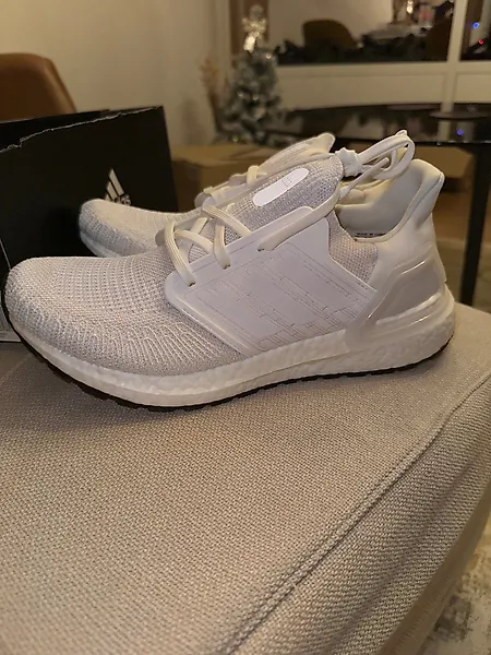 Adidas 2024 scarpe bianche