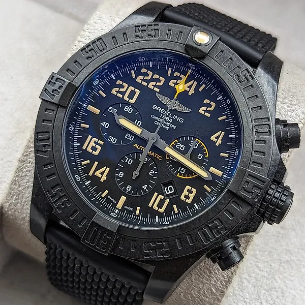 Breitling Carbon Watches for Sale in Online Auctions