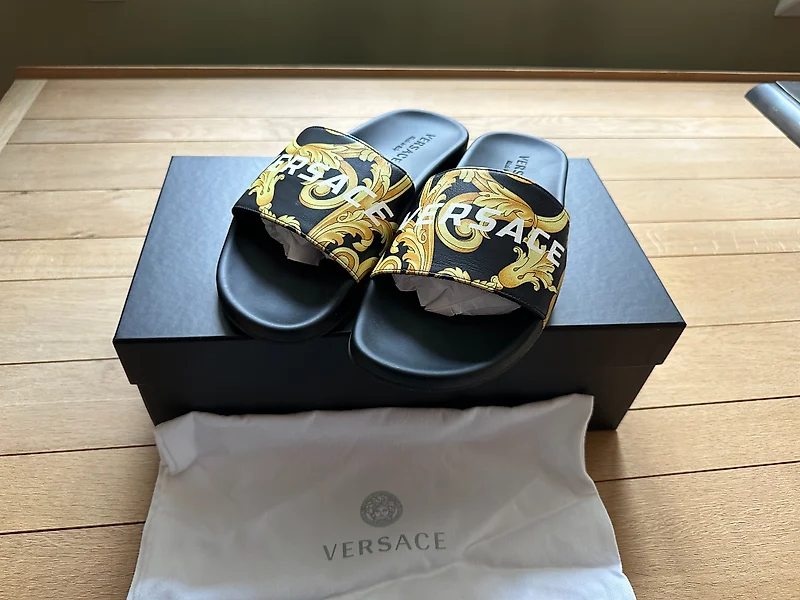 Black versace slippers best sale