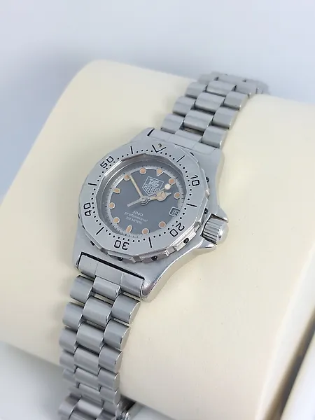 Women TAG Heuer Watches for Sale in Online Auctions