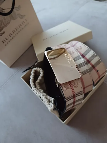 Burberry wikipedia zapatillas online
