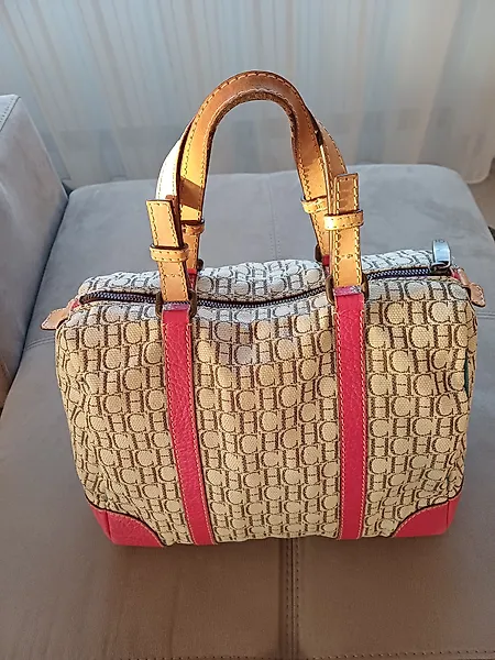 Carolina shop herrera purses