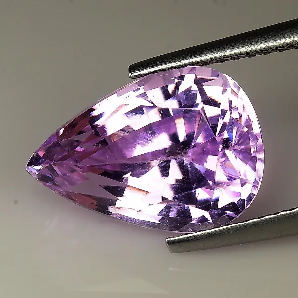 Kunzite gemstone on sale for sale
