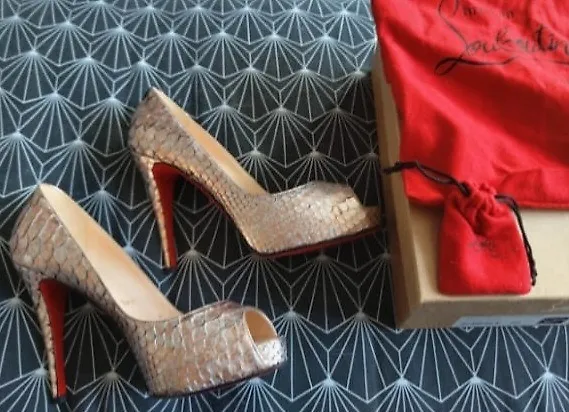 Misure scarpe shop louboutin
