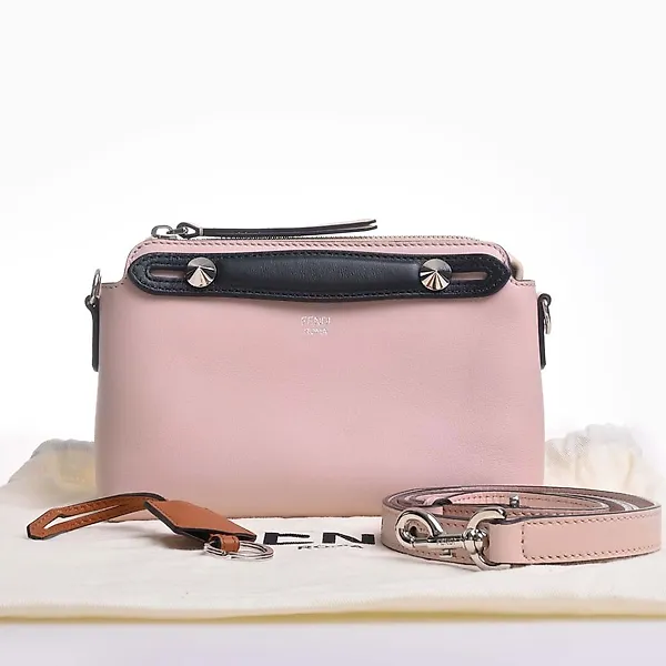 Borsa sales fendi rosa