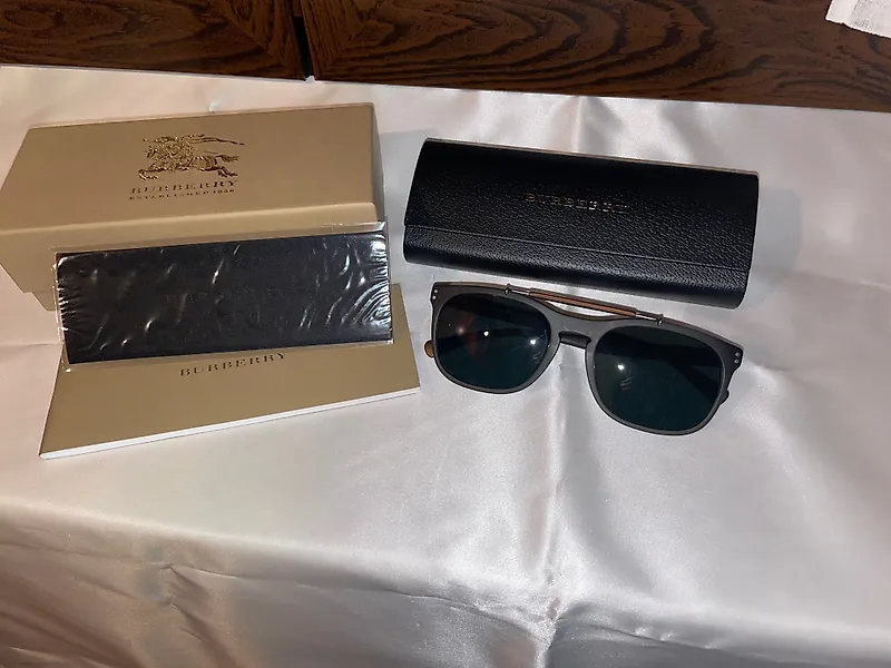 Burberry b4244 best sale