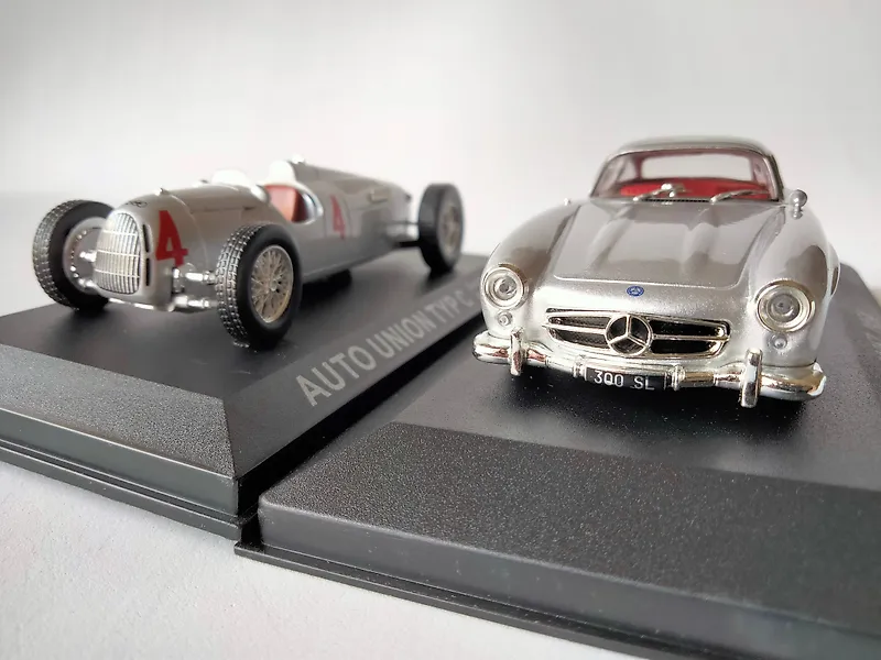 Voiture de course Voitures miniatures en Vente aux Ench res en Ligne