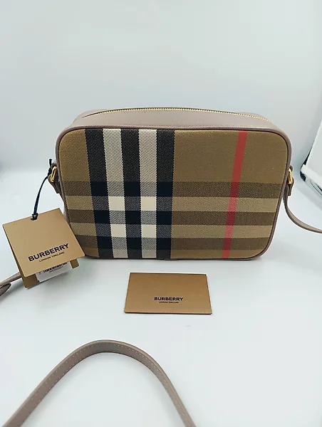 Burberry estampado wikipedia shop