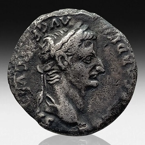 Roman Empire. Tiberius (AD 14-37). Denarius  (No reserve price)
