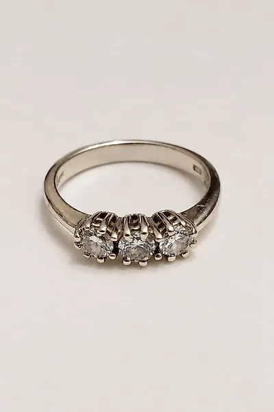 Ring - 18 kt. White gold Diamond (Natural)  - Diamond - Anello Trilogy Modena