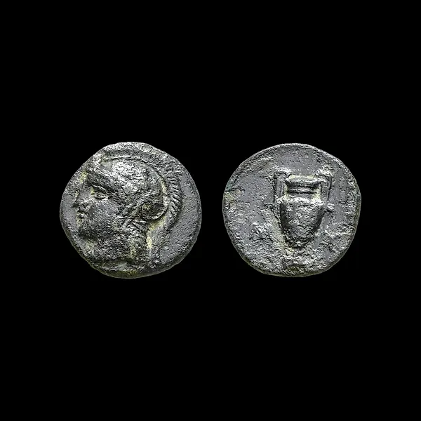 Aeolis, Myrina Æ Ca. 4th-3rd century BC  (No reserve price)