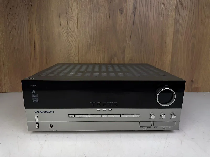 Harman Kardon - AVR-130 Solid state multi-channel receiver