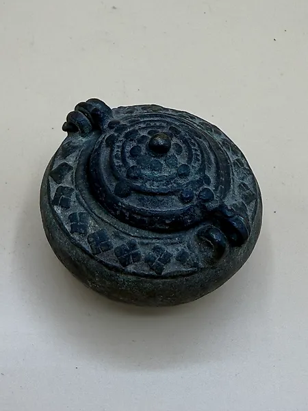 Box - Bronze - Old bronze box