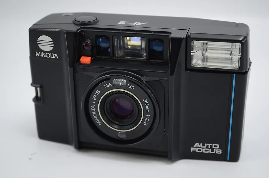 Minolta AF-S Analogue camera