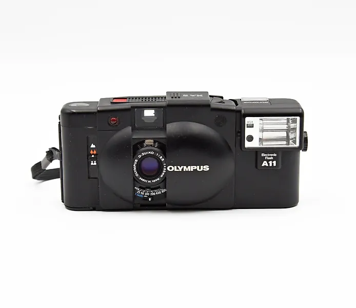Olympus XA2 con A11 flash | Analogue camera