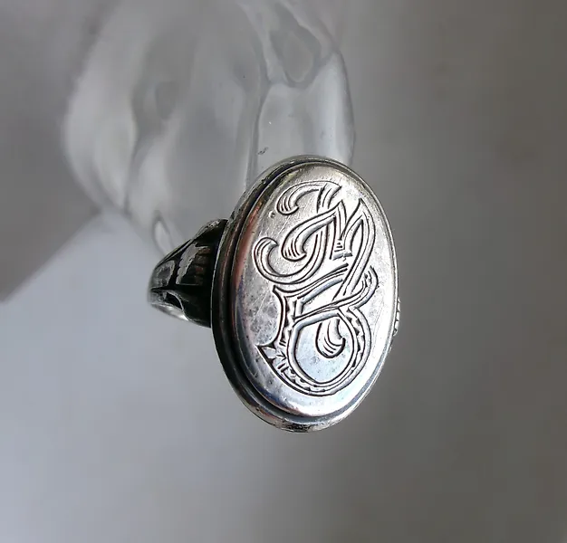Silver - Ring - Art Deco Signet Monogram
