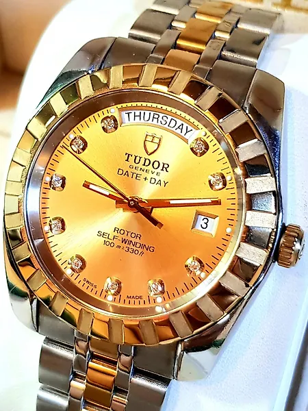 Tudor - Classic Geneva Date+Day 41mm - GOLD DIAMOND - Ref. 23013 - Men - 2010-2020