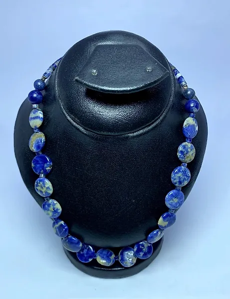 Sodalite Necklace Polished - Height: 15 mm - Width: 10 mm- 42 g - (1)
