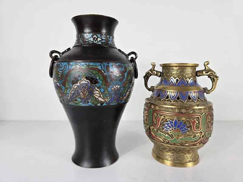 Vase - Bronze - Japan  (No reserve price)