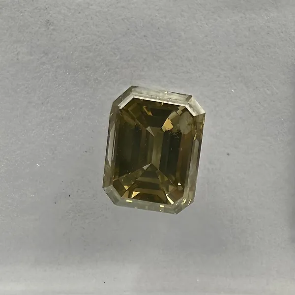 No reserve price - 1 pcs Diamond  (Natural coloured)  - 1.05 ct - Emerald - Fancy Greenish Yellow - SI2 - International Gemological Institute (IGI)