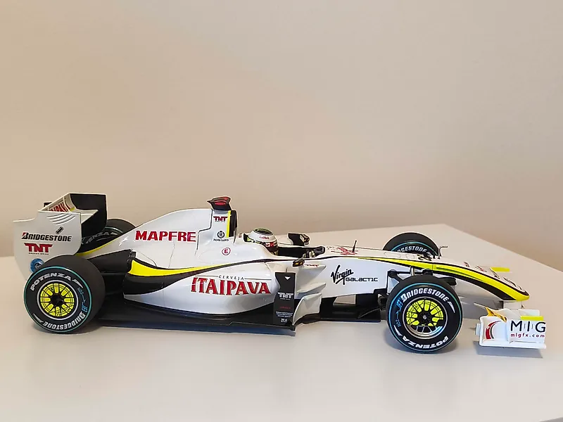 MiniChamps 1:18 - Model car - Brawn GP BGP 001