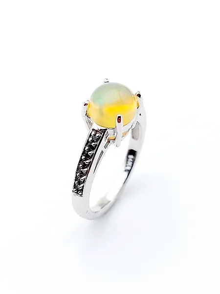 Ring - 14 kt. White gold Opal - Diamond